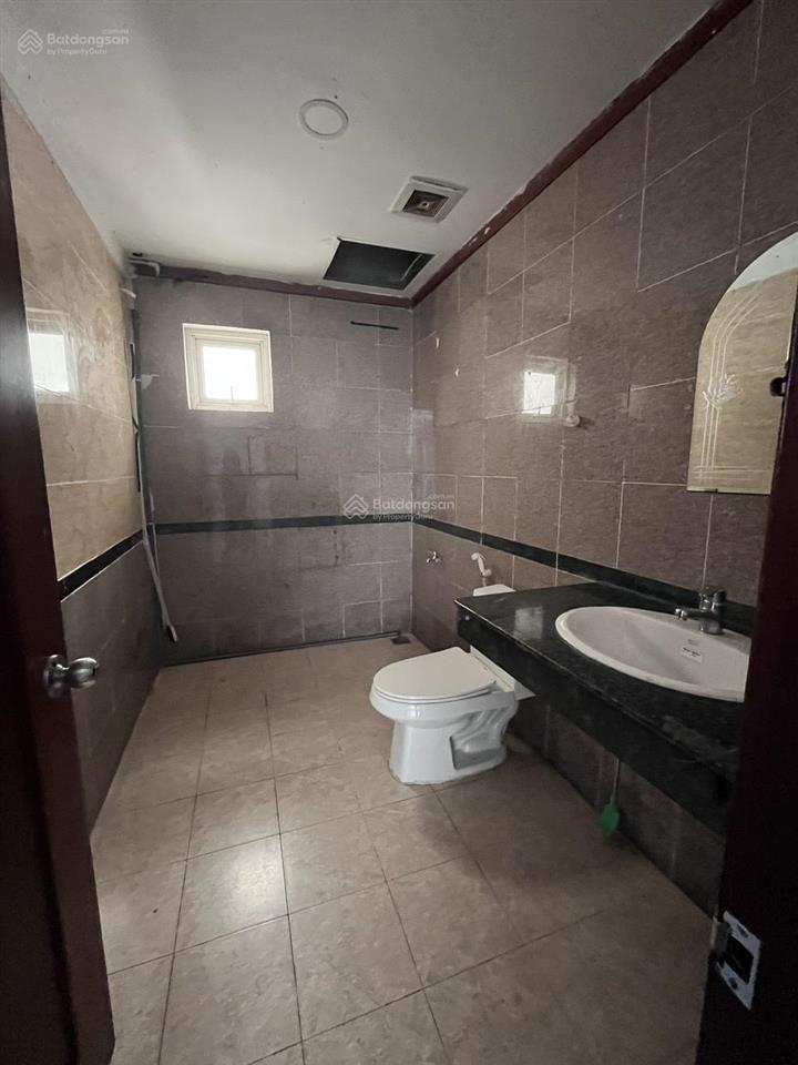 Cho thuê shop house chung cư hoàng anh gold house 18tr