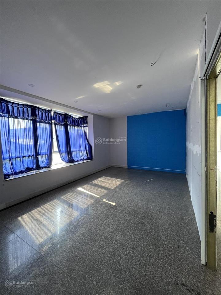 Cho thuê shop house chung cư hoàng anh gold house 18tr