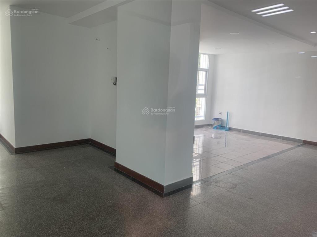 Cho thuê shophouse hoàng anh gold house 10tr mặt hồ bơi