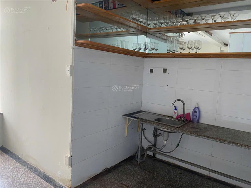 Cho thuê shophouse hoàng anh gold house 10tr