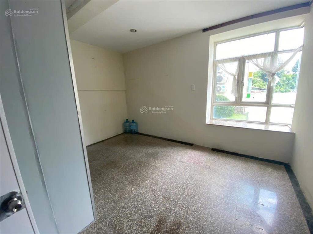 Cho thuê shophouse hoàng anh gold house 10tr