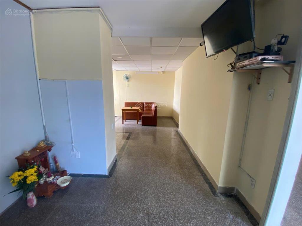 Cho thuê shophouse hoàng anh gold house 10tr