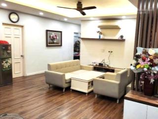 Cho thuê chung cư vườn đào, lạc long quân  võ chí công, tây hồ 176 m2, 4 phòng ngủ, 2 vs giá rẻ