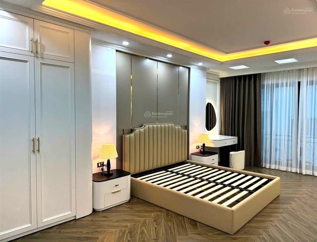 Bán nhà ngã tư sở  nguyễn trãi, thanh xuân 36 m2, 4 tầng, mt 4m, cách đường ô tô 9 mét.