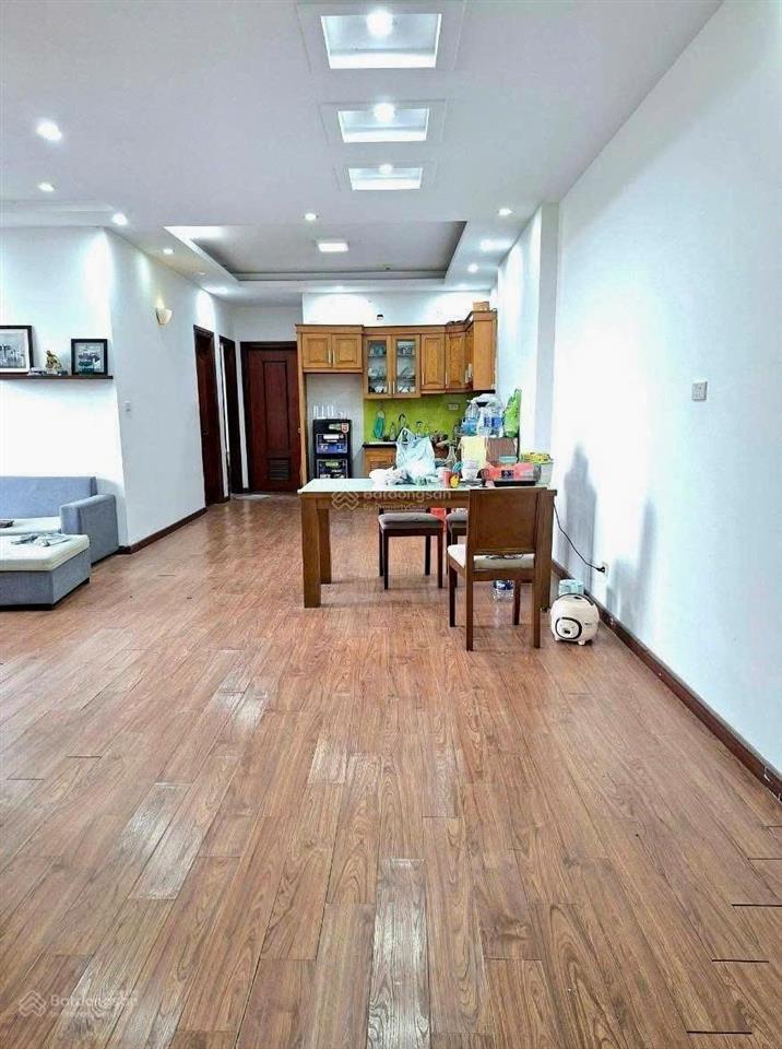 Bán chung cư cao cấp c land 81 lê đức thọ, 135 m2, 3 phòng ngủ, 2 vs, full đồ, chỉ hơn 60 tr/m2