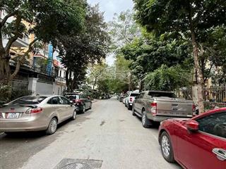 Bán biệt thự liền kề, kđt mễ trì thượng 80 m2, 5 tầng, mt 4.4m, đường rộng, 3 ô tô tránh
