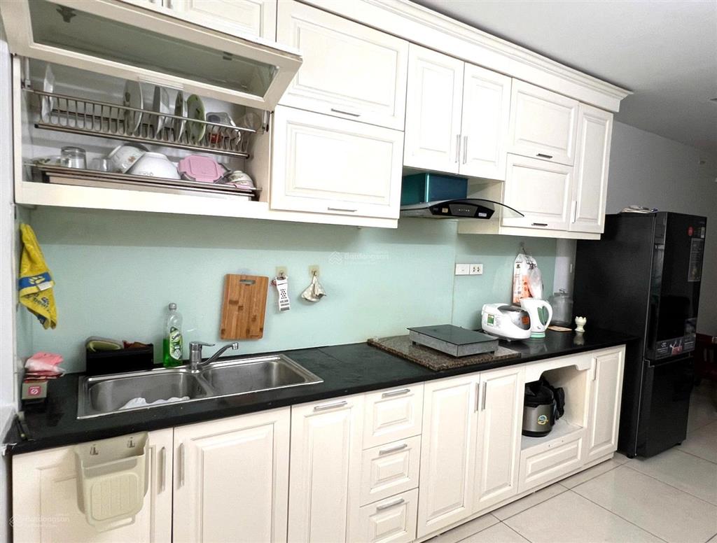 Cho thuê chung cư c37 bắc hà 17 tố hữu kđt mới phùng khoang 100 m², 3 phòng ngủ, 2 vs giá rẻ