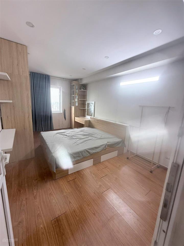 Cho thuê chung cư đông đô residence, hoàng quốc việt 99 m2, 2 phòng ngủ, 2vs, full nội thất