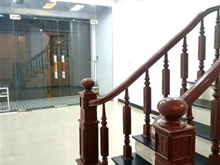 Cho thuê nhà ngõ 97 trịnh công sơn, tây hồ 70 m2, 3 tầng, 4 phòng ngủ, giáp hồ tây