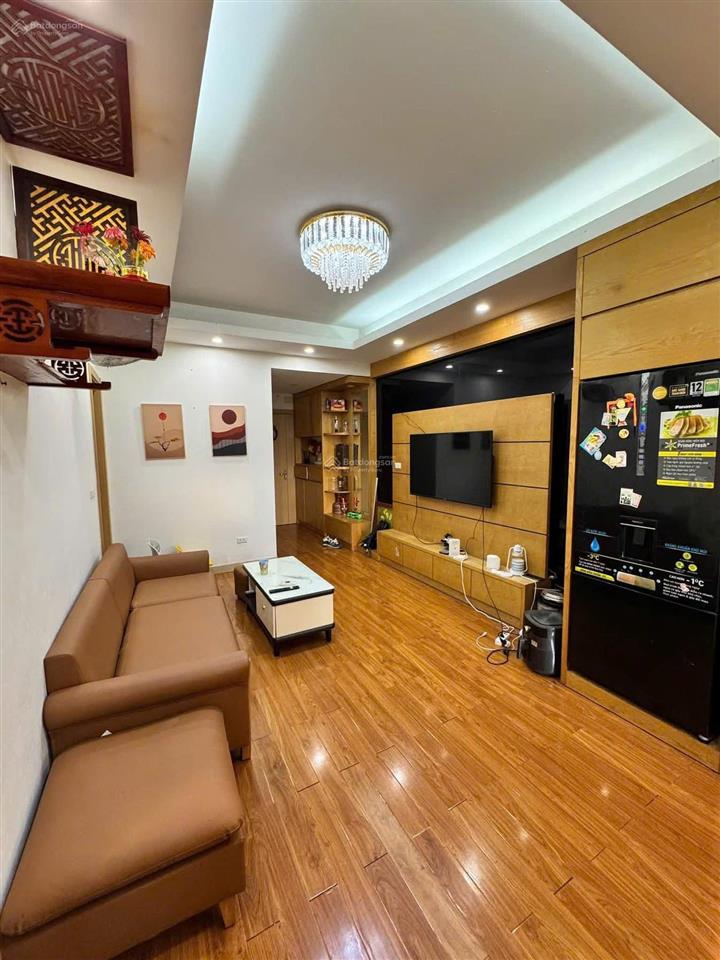 Bán căn chung cư an lạc 38 hoàng ngân 65 m2, 2 phòng ngủ 1 vs, full nội thất.