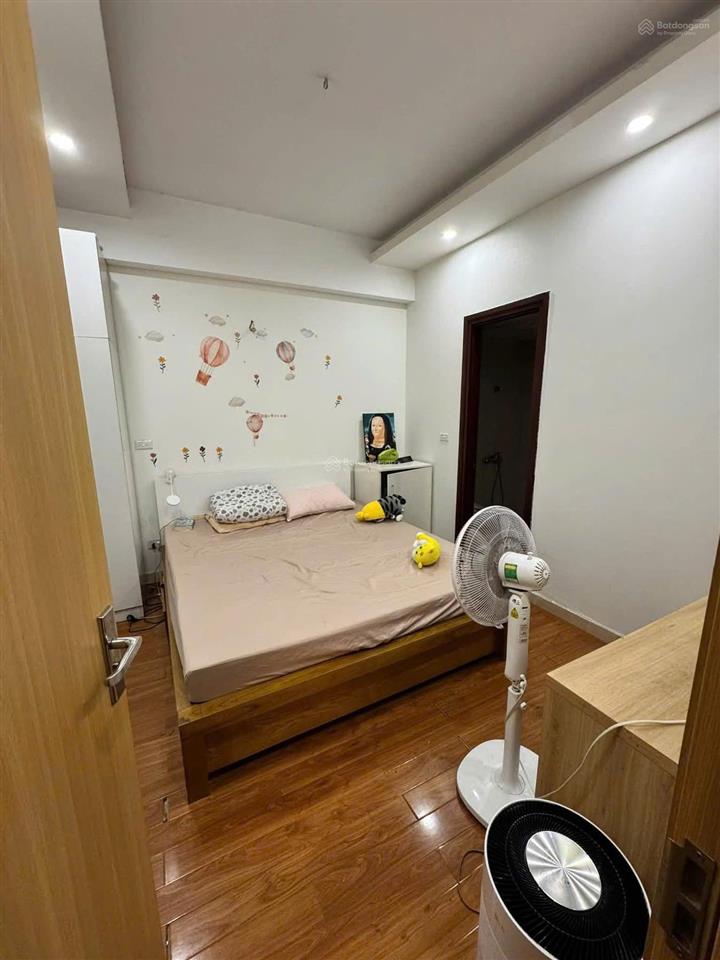 Bán căn chung cư an lạc 38 hoàng ngân 65 m2, 2 phòng ngủ 1 vs, full nội thất.