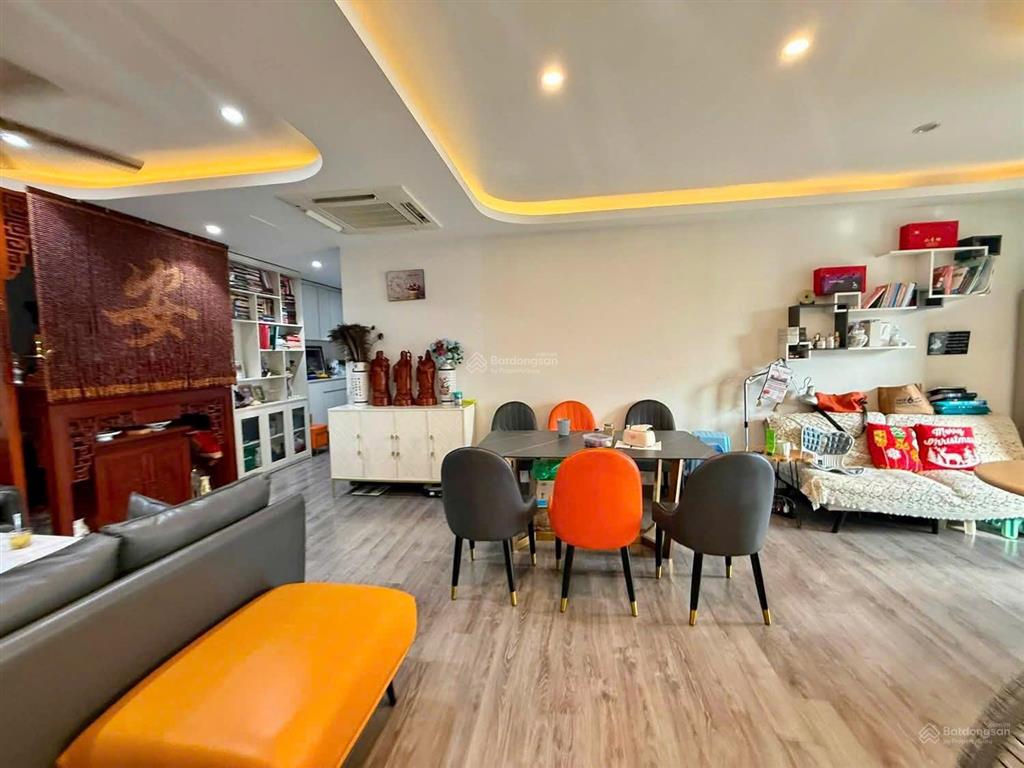 Cho thuê chung cư thăng long tower 33 mạc thái tổ 100 m2, 3 phòng ngủ, 2 vs full nội thất