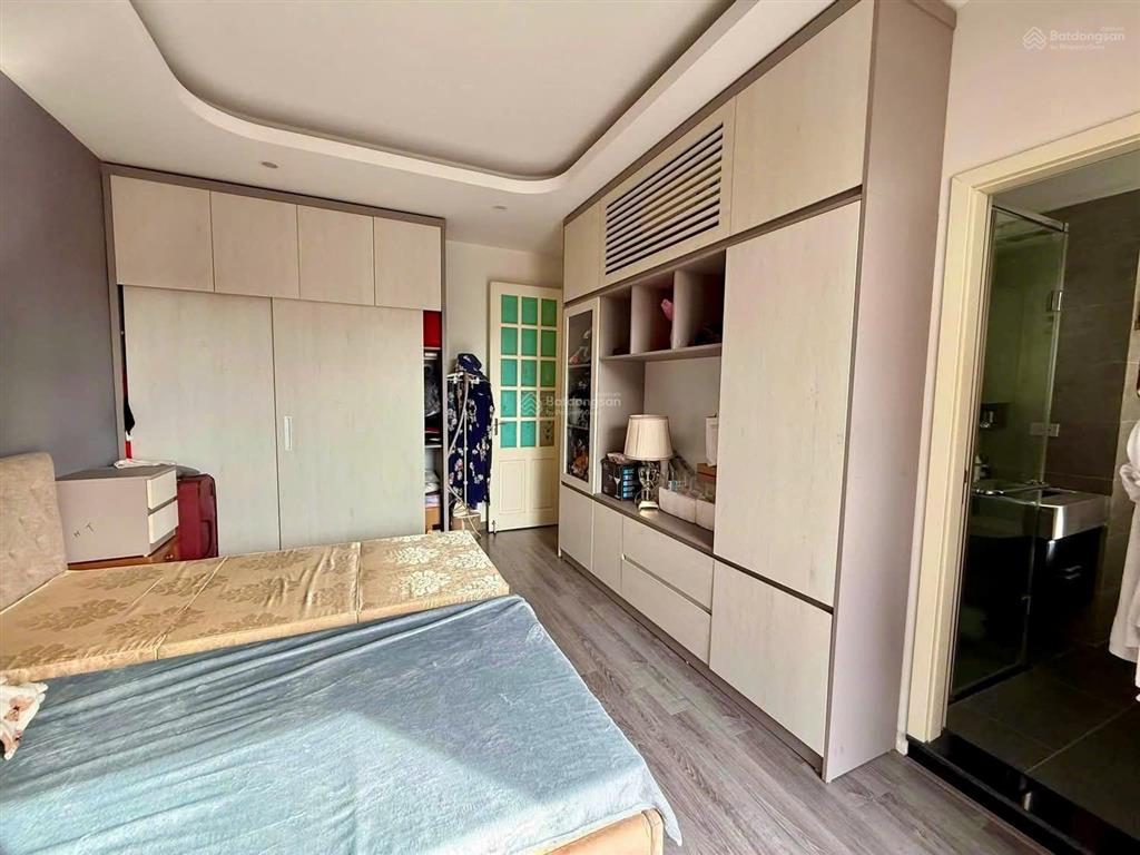 Cho thuê chung cư thăng long tower 33 mạc thái tổ 100 m2, 3 phòng ngủ, 2 vs full nội thất