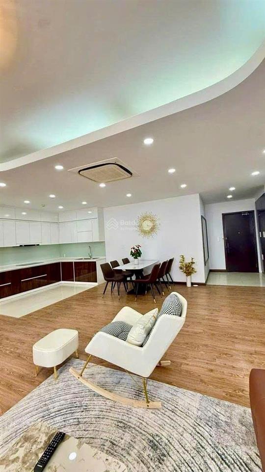 Bán chung cư cao cấp richland southern 181 xuân thủy, cầu giấy 124m2, 3 phòng ngủ 2 vs.