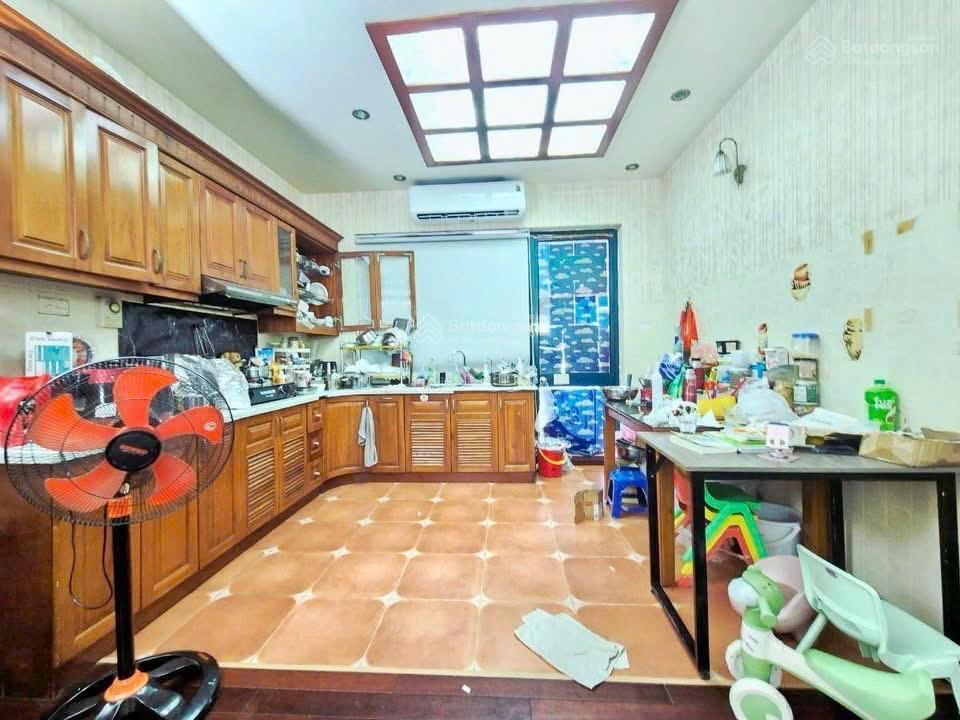 Bán căn chung cư mặt phố nguyễn chí thanh  105m  3 phòng ngủ, 3 vs  giá chỉ 8,5 tỷ