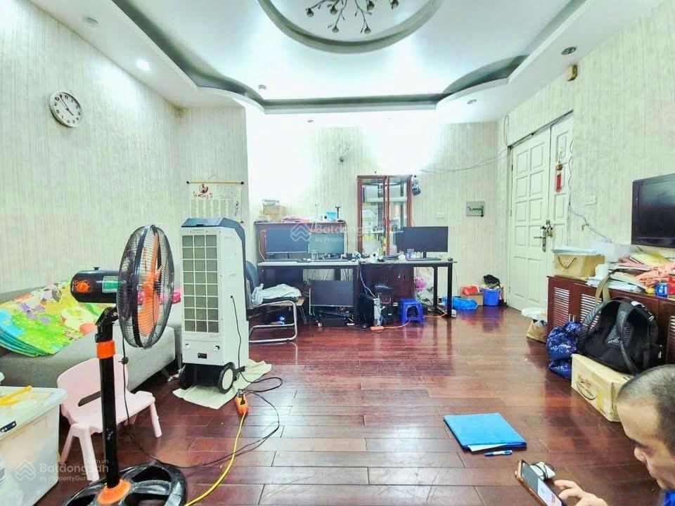 Bán căn chung cư mặt phố nguyễn chí thanh  105m  3 phòng ngủ, 3 vs  giá chỉ 8,5 tỷ