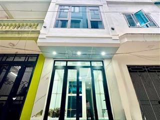 Bán nhà phố đường láng, đống đa, 5 tầng, thang máy ngõ ô tô giá hơn 13 tỷ