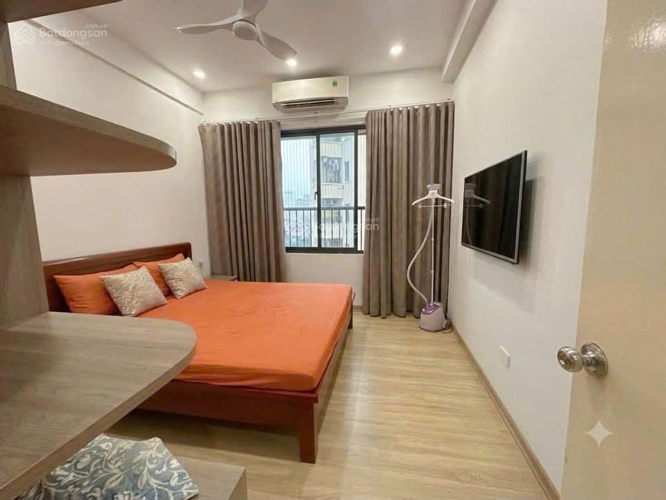 Bán căn chung cư kđt resco, bắc từ liêm 59 m2, 2 phòng ngủ 1vs, full đồ giá = giá nhà tập thể.