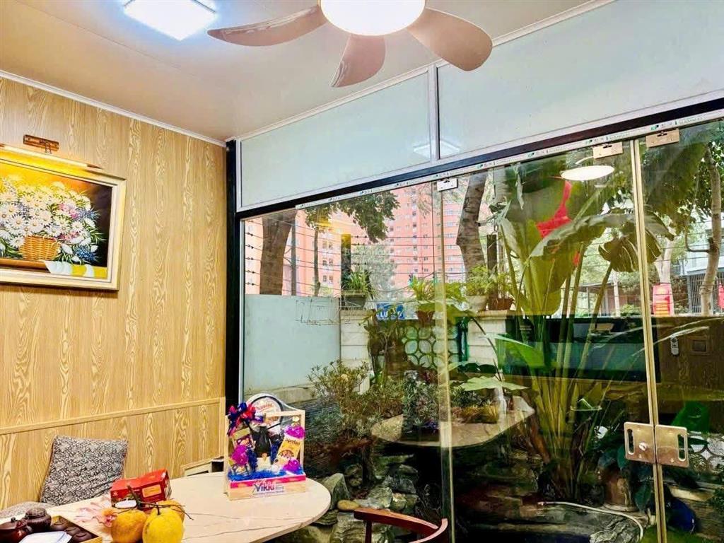Bán biệt thự liền kề starlake kđt tây hồ tây  132m  4 tầng  thang máy  2 mặt đường to.