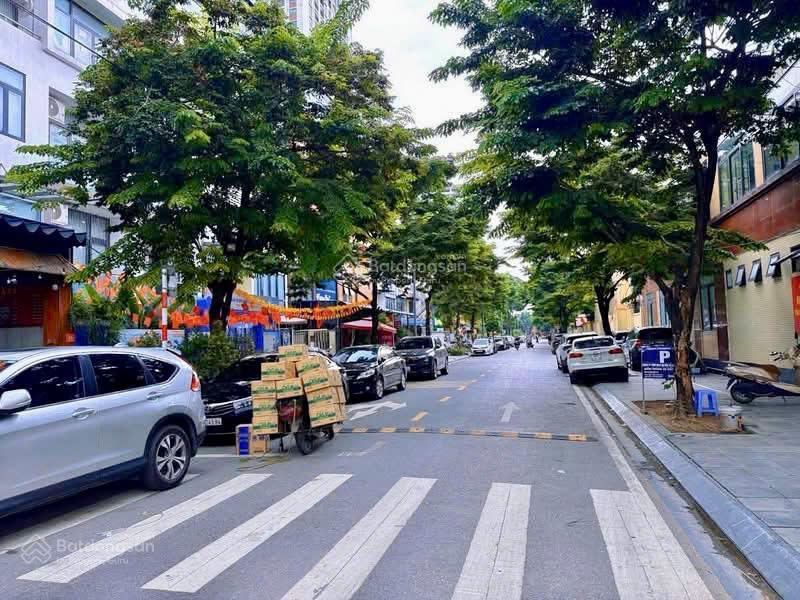 Bán biệt thự hd mon hàm nghi 131m 6 tầng, 3 ô tô tránh, vỉa hè dòng tiền 55tr/tháng