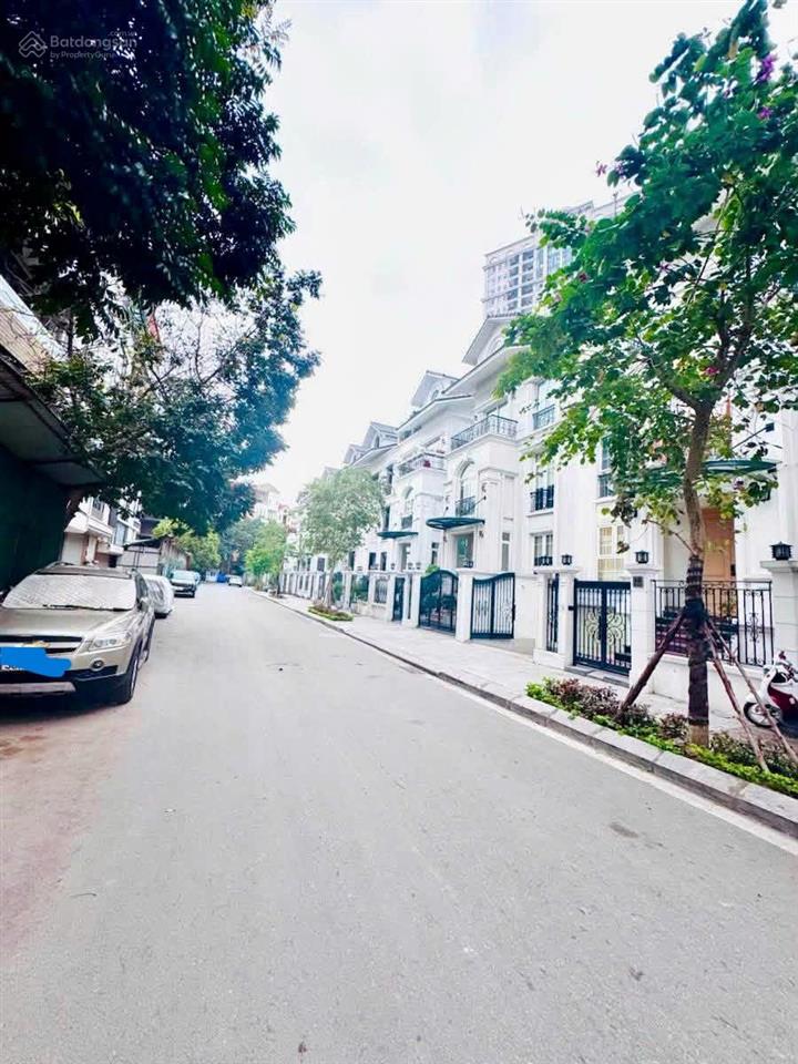 Bán biệt thự song lập hdi võ chí công, tây hồ 132m 5 tầng thang máy vỉa hè, 2 ô tô tránh