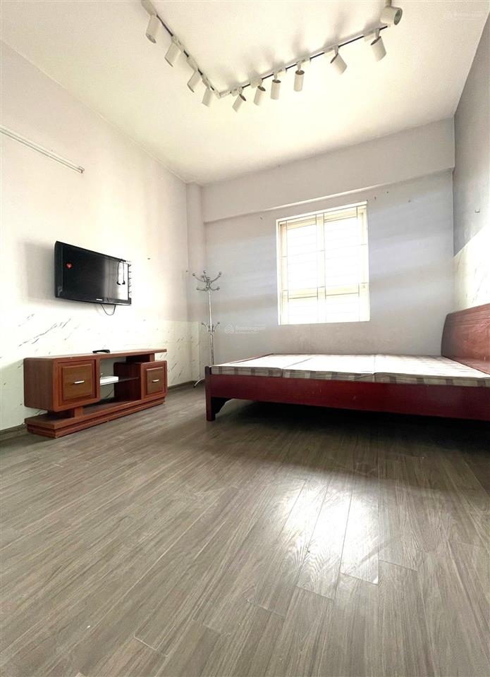Cho thuê chung cư kđt mễ trì thượng số 10 đại lộ thăng long, tòa ct3a, 103 m2, 3 phòng ngủ, 2 vs.