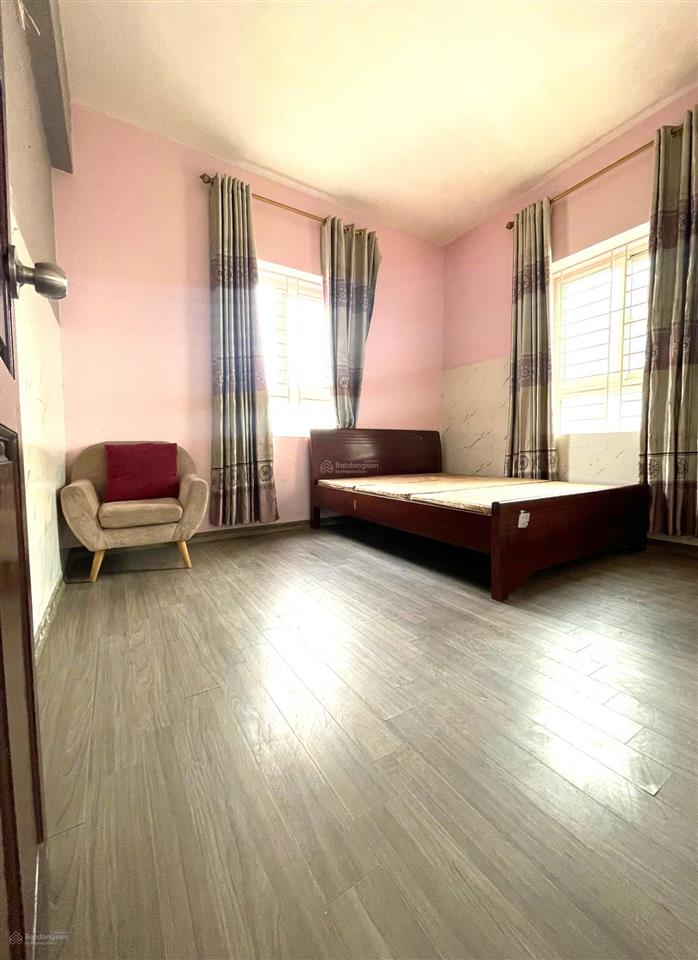 Cho thuê chung cư kđt mễ trì thượng số 10 đại lộ thăng long, tòa ct3a, 103 m2, 3 phòng ngủ, 2 vs.