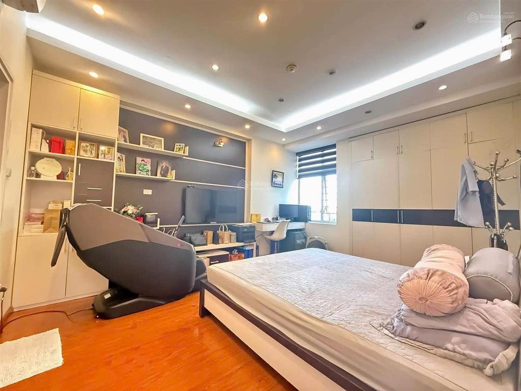 Cho thuê chung cư cao cấp skyline 36 hoàng cầu 75 m2, 2 phòng ngủ, 2 vs full nội thất