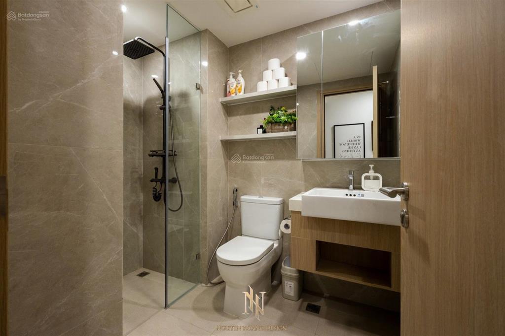 Chính chủ mcp 2pn có sổ view hồ bơi sân golf công viên full nội thất net 5.2 tỷ