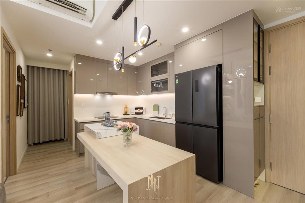 Chính chủ mcp 2pn có sổ view hồ bơi sân golf công viên full nội thất net 5.2 tỷ