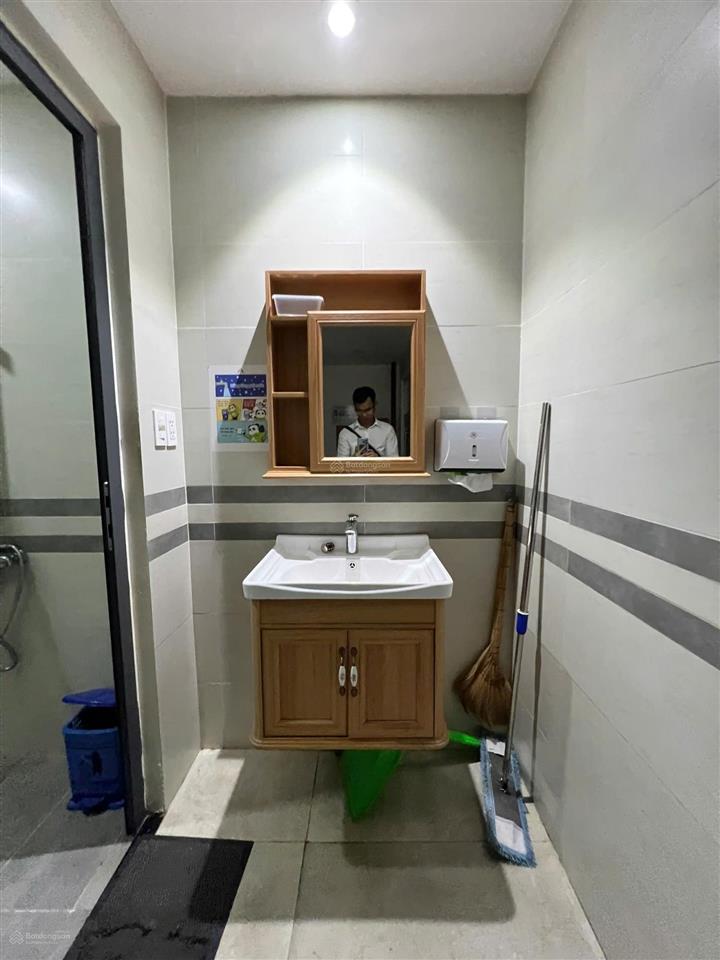 Cho thuê tòa văn phòng lý thường kiệt giá 110 triệu/tháng