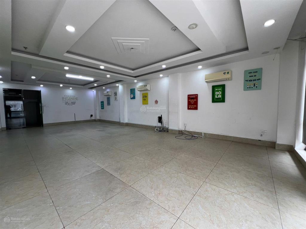 Cho thuê tòa văn phòng lý thường kiệt giá 110 triệu/tháng