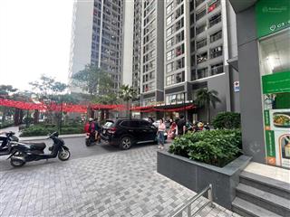 Chính chủ cần bán shop thương mại chân đế toà nhà vinhome green bay mễ trì  0987 198 ***