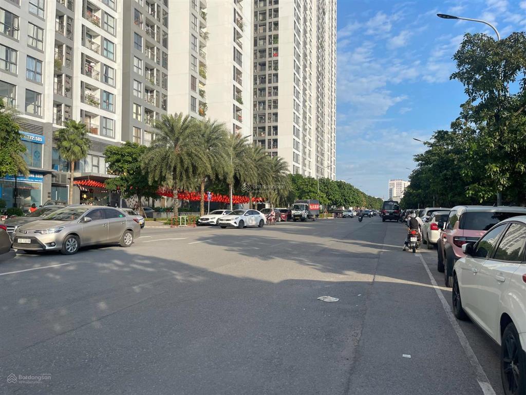 Chính chủ cần bán shop thương mại chân đế toà nhà vinhome green bay mễ trì  0987 198 ***