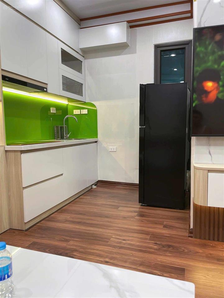 Chung cư 6 tầng  2 ngủ đủ tiện ích  sổ đỏ riêng 43m2 khu vực vip phú thượng nhỉnh 2 tỷ