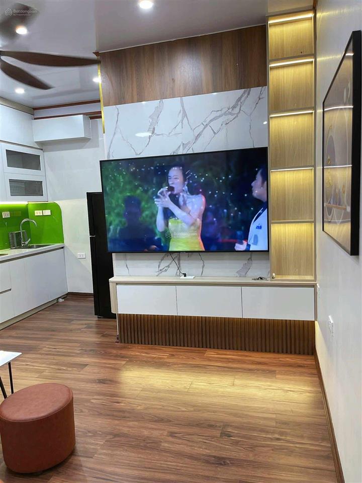 Chung cư 6 tầng  2 ngủ đủ tiện ích  sổ đỏ riêng 43m2 khu vực vip phú thượng nhỉnh 2 tỷ