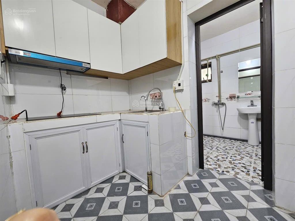 Chính chủ bán tập thể sổ đỏ thị trấn đông anh 2 ngủ, vệ sinh, khách bếp. hơn 1 tỷ  0778 395 ***