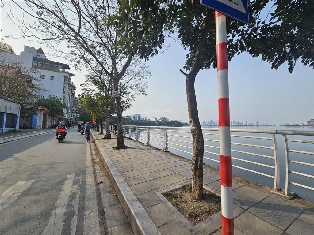 Hàng hiếm bán nhà mặt phố 9 tầng 50m2 chỉ với 19,5 tỷ thang máy  ô tô tránh  0778 395 ***