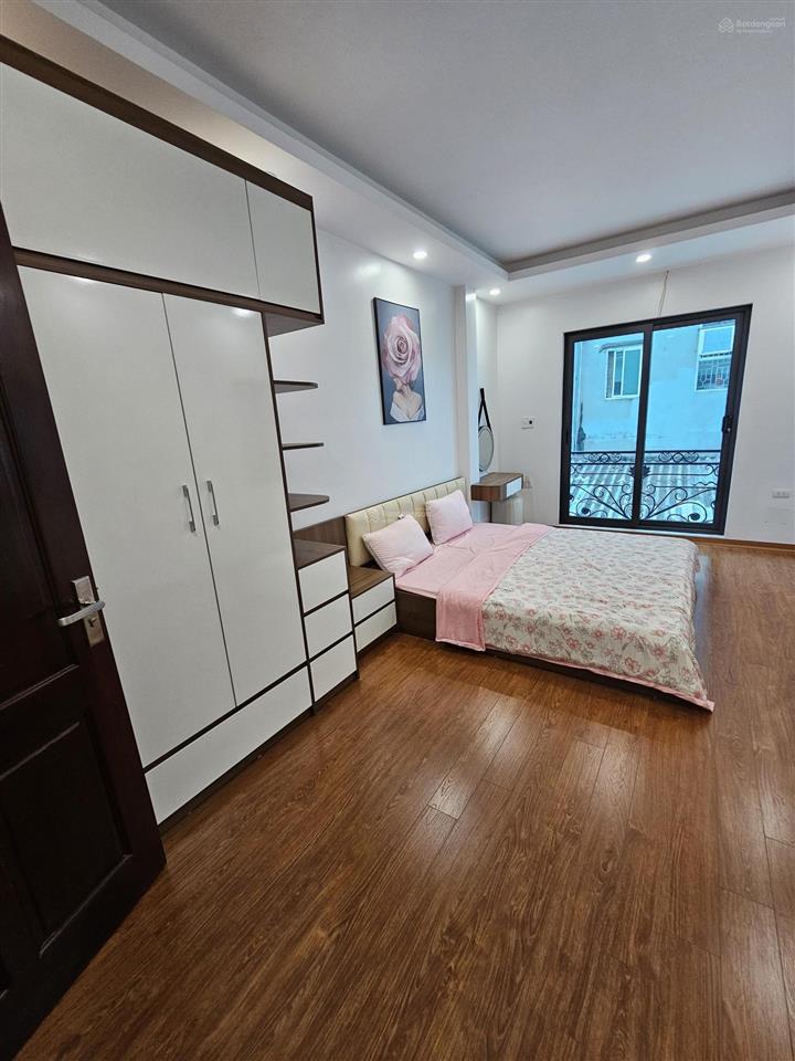 Hàng hiếm bán nhà mặt phố 9 tầng 50m2 chỉ với 19,5 tỷ thang máy  ô tô tránh  0778 395 ***