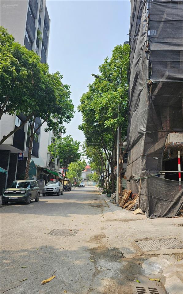 Cần bán đất đẹp sóc sơn 90m2, mặt tiền 6m, ô tô vào giá hơn 3 tỷ giá đầu tư  0778 395 ***