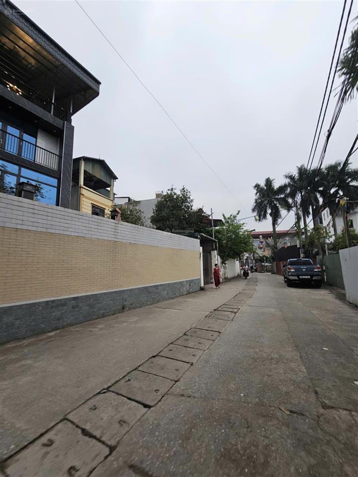 Cần bán đất đẹp sóc sơn 90m2, mặt tiền 6m, ô tô vào giá hơn 3 tỷ giá đầu tư  0778 395 ***
