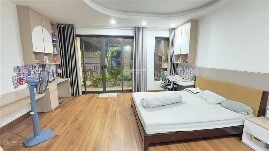 Bán nhà riêng 6 tầng thang máy  gara ô tô  sổ đỏ  không quy hoạch  chính chủ 0778 395 ***