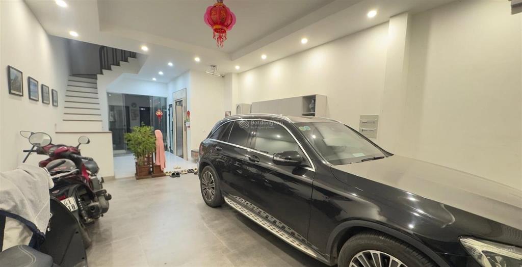 Bán nhà riêng 6 tầng thang máy  gara ô tô  sổ đỏ  không quy hoạch  chính chủ 0778 395 ***