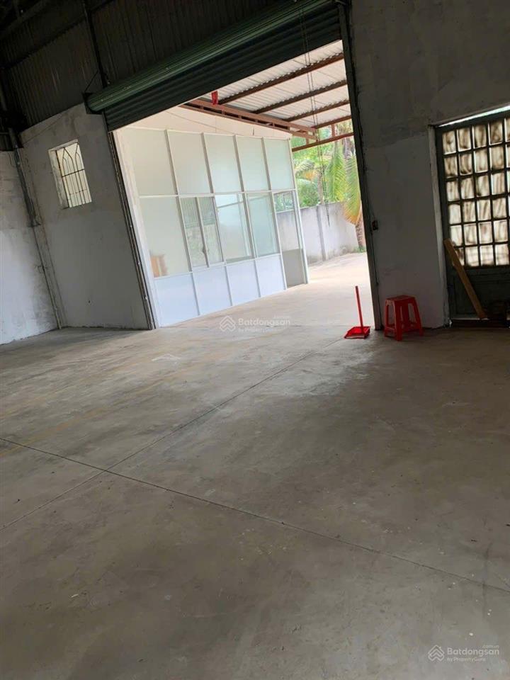 Cho thuê kho xưởng 700m2 giá 35tr ở phường an thạnh tp thuận an bình dương   0908 954 ***