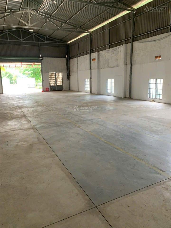 Cho thuê kho xưởng 700m2 giá 35tr ở phường an thạnh tp thuận an bình dương   0908 954 ***