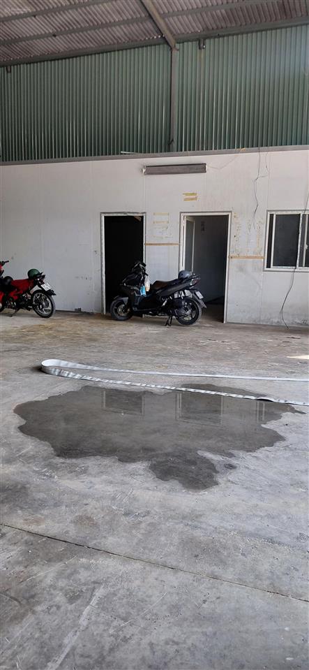 Cho thuê kho xưởng 1200m2 giá 75tr ở phường thuận giao tp thuận an bình dương   0908 954 ***