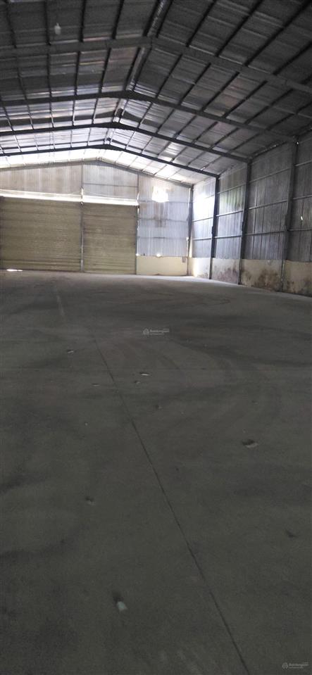 Cho thuê kho xưởng 1200m2 giá 75tr ở phường thuận giao tp thuận an bình dương   0908 954 ***