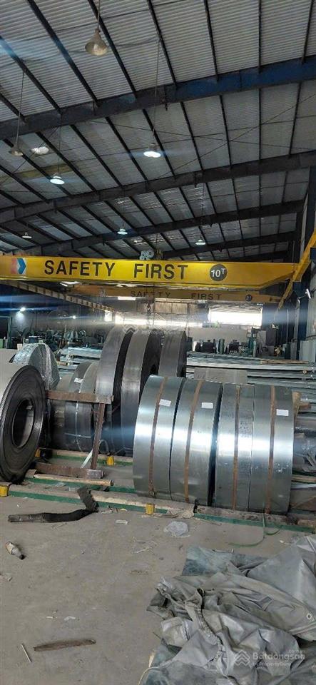 Cho thuê kho 1200m2 giá 55tr sát kcn, vsip 1, quốc lộ 13 phường bình hòa. tp thuận an  0792 316 ***