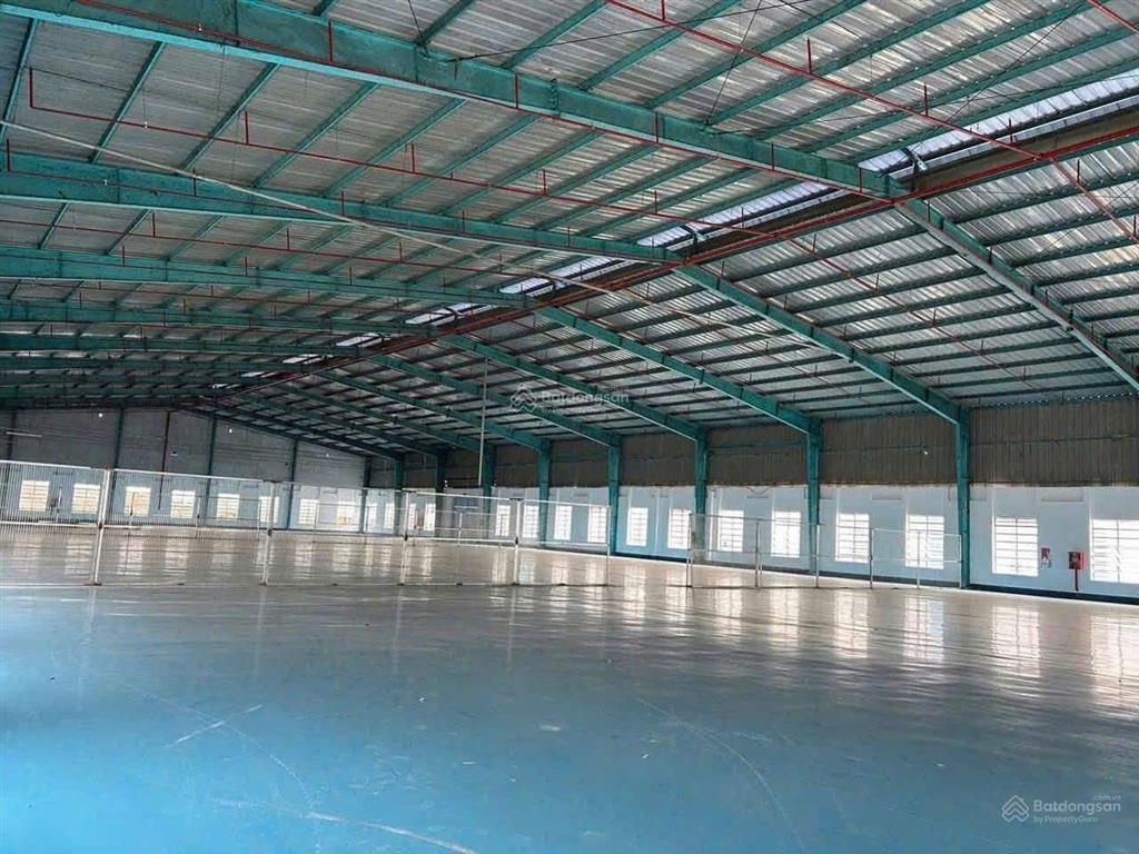 Cho thuê kho xưởng 2000m2. pccc vách tường. giá 110tr. ở thuận an bình dương hcm  0792 316 ***
