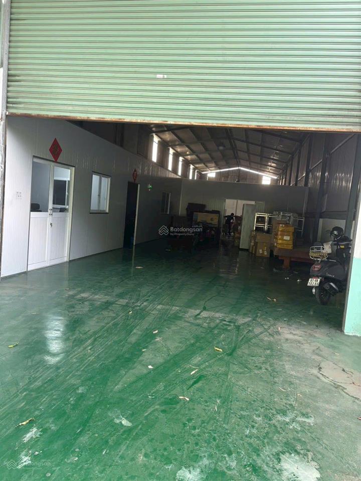 Cho thuê kho đẹp 300m2 giá 22 triệu ở tp thuận an bình dương  0908 954 ***